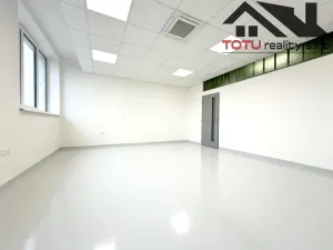 Pronájem kanceláře, Jaroměř, Jezbinská, 28 m2