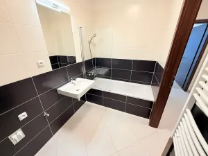 Pronájem bytu 2+kk, Praha - Ruzyně, Stočesova, 59 m2