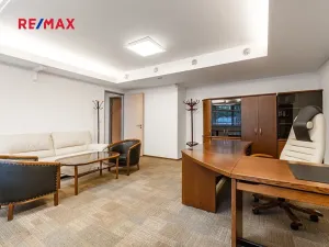 Pronájem kanceláře, Praha - Smíchov, Kováků, 103 m2