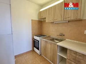 Pronájem bytu 2+kk, Kladno - Kročehlavy, Lacinova, 40 m2