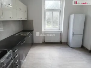 Pronájem bytu 2+1, Modlany, 80 m2