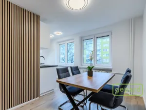 Prodej bytu 3+1, Praha, Hrusická, 73 m2