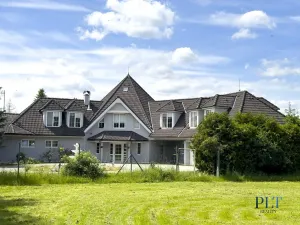 Pronájem vily, Babice, Starobabická, 728 m2