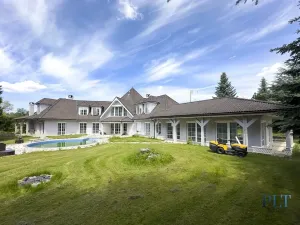 Pronájem vily, Babice, Starobabická, 728 m2