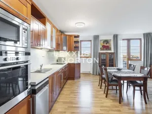 Pronájem bytu 3+kk, Praha - Břevnov, Šlikova, 100 m2