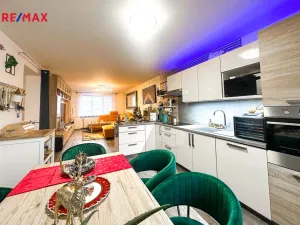 Prodej bytu 2+kk, Milín - Stěžov, 61 m2