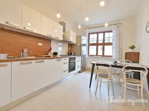 Pronájem bytu 2+1, Brno, Tyršova, 73 m2