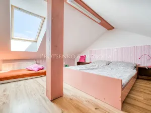 Prodej činžovního domu, Batelov, Třešťská, 490 m2