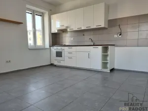 Pronájem bytu 2+kk, Břeclav, Břetislavova, 42 m2