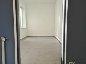 Pronájem bytu 2+kk, Břeclav, Břetislavova, 42 m2