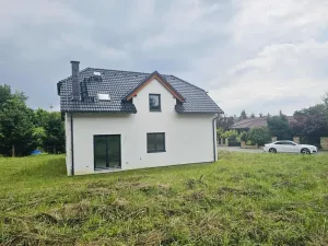 Prodej rodinného domu, Pětihosty, 183 m2