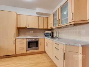 Pronájem bytu 1+kk, Praha - Bohnice, Ústavní, 59 m2