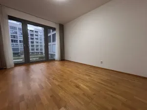Pronájem bytu 2+kk, Praha - Karlín, Za Karlínským přístavem, 57 m2