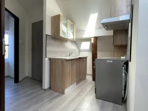 Pronájem bytu 2+1, Uherské Hradiště - Jarošov, Na Návsi, 50 m2