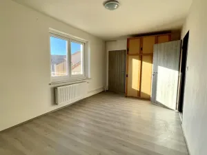Pronájem bytu 2+1, Uherské Hradiště - Jarošov, Na Návsi, 50 m2