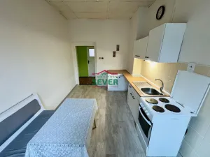 Prodej bytu 2+1, Lom, Vrchlického, 61 m2