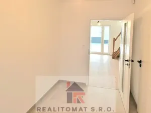 Pronájem rodinného domu, Chrášťany, 108 m2