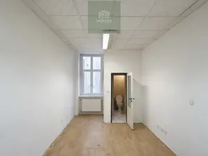 Pronájem kanceláře, Plzeň - Jižní Předměstí, Klatovská třída, 125 m2