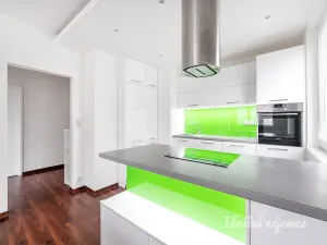 Pronájem bytu 2+kk, Praha - Troja, Lublinská, 66 m2