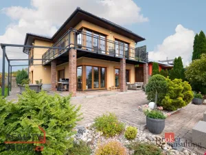 Prodej rodinného domu, Kly - Hoření Vinice, 288 m2