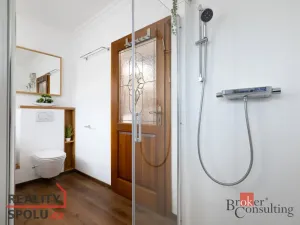 Prodej rodinného domu, Kly - Hoření Vinice, 288 m2