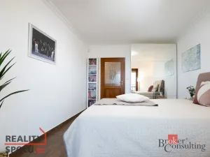 Prodej rodinného domu, Kly - Hoření Vinice, 288 m2