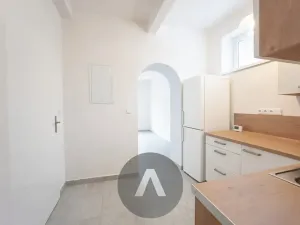 Pronájem bytu 1+kk, Brno, Žabovřeská, 27 m2