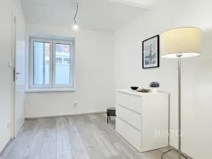 Prodej rodinného domu, Praha, Žitavského, 207 m2