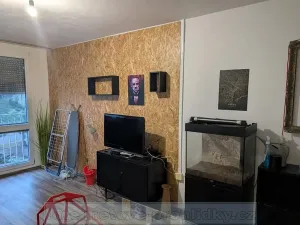 Pronájem bytu 2+kk, Praha - Kobylisy, Rajmonova, 46 m2