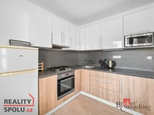 Pronájem bytu 1+1, Plzeň, Macháčkova, 36 m2