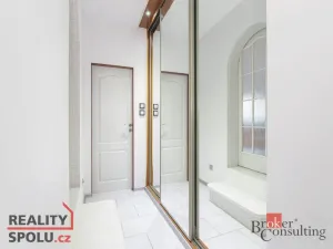 Prodej bytu 2+1, Ostrava - Přívoz, Na Liškovci, 92 m2