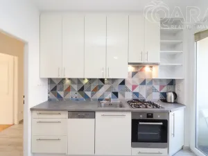 Pronájem bytu 2+1, Praha - Střešovice, Nový lesík, 55 m2