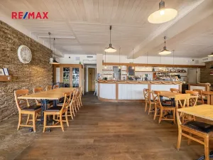 Prodej restaurace, Doksy, Přístavní, 174 m2