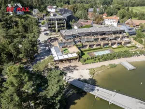 Prodej restaurace, Doksy, Přístavní, 174 m2