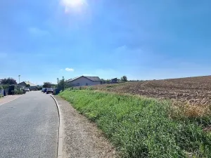 Prodej pozemku pro bydlení, Hrušovany u Brna, Pod Střediskem, 896 m2
