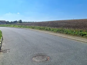 Prodej pozemku pro bydlení, Hrušovany u Brna, Pod Střediskem, 820 m2