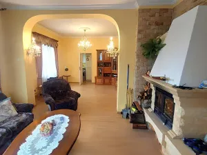 Prodej vily, Praha - Suchdol, 243 m2