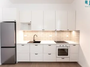 Pronájem bytu 2+kk, Třebíč, Karlovo nám., 41 m2