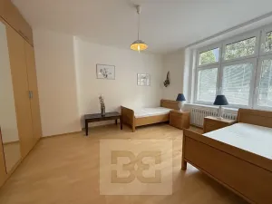 Pronájem bytu 3+1, Praha - Holešovice, U vody, 106 m2
