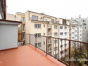 Pronájem bytu 1+kk, Praha - Libeň, Drahobejlova, 23 m2