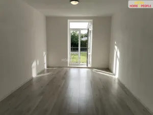 Pronájem bytu 1+kk, Milovice - Mladá, Slepá, 37 m2