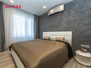 Pronájem bytu 2+kk, Praha - Strašnice, Novostrašnická, 68 m2