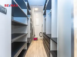 Pronájem bytu 2+kk, Praha - Strašnice, Novostrašnická, 68 m2