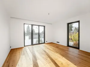 Prodej rodinného domu, Praha - Horní Počernice, Bříšťanská, 218 m2