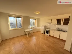 Pronájem bytu 2+kk, Praha - Smíchov, Na Skalce, 43 m2