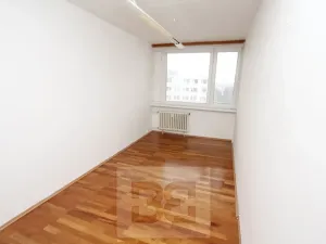 Pronájem bytu 3+kk, Praha - Karlín, U Sluncové, 83 m2