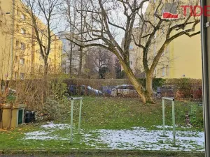 Prodej bytu 1+kk, Praha, Nad Kajetánkou, 26 m2