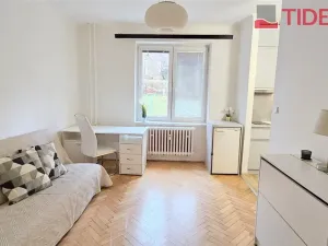 Prodej bytu 1+kk, Praha, Nad Kajetánkou, 26 m2