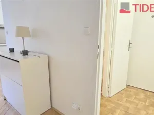 Prodej bytu 1+kk, Praha, Nad Kajetánkou, 26 m2