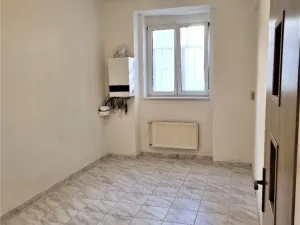 Pronájem bytu 2+1, Praha - Žižkov, Biskupcova, 51 m2